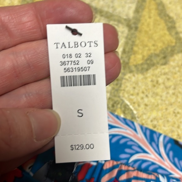 New Talbots bright beautiful skirt with matching belt - Picture 6 of 15